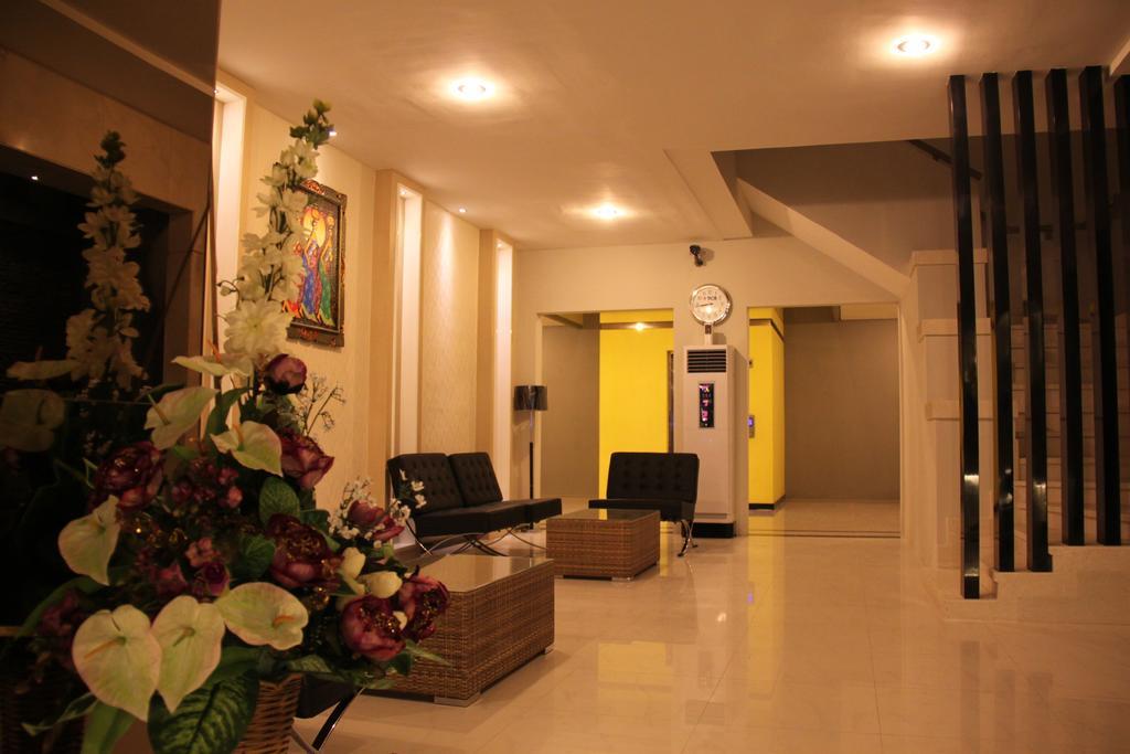 Swk 95 Hotel Surabaya Exterior foto